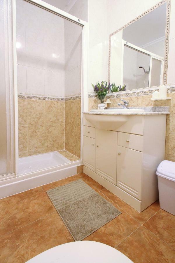 Zoa Happy Vacations Apartamento Torrevieja Exterior foto